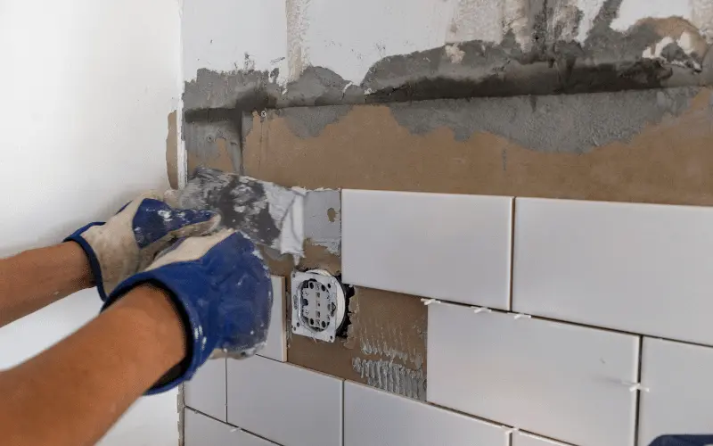 handyman-tile-wall